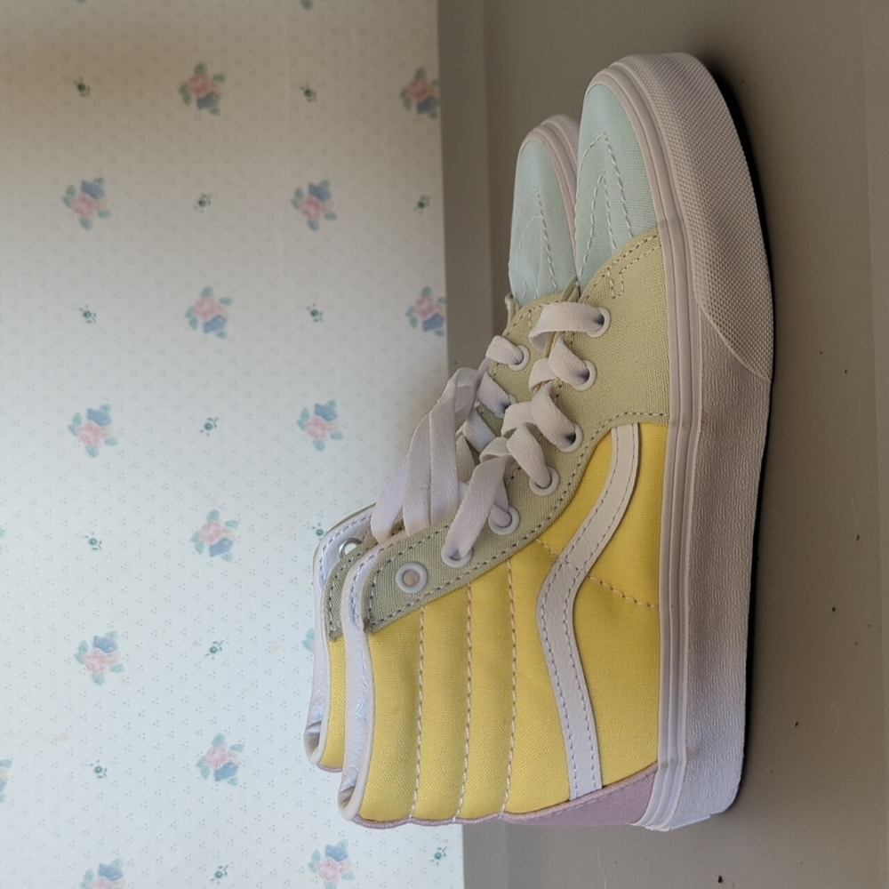 SOLD Vans 🛹 Sk8-Hi 😶‍🌫️ Pastel Block Kids Shoes
